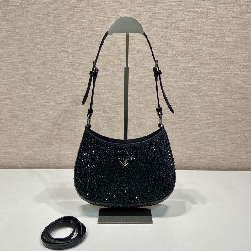 Pra*a cleo bags